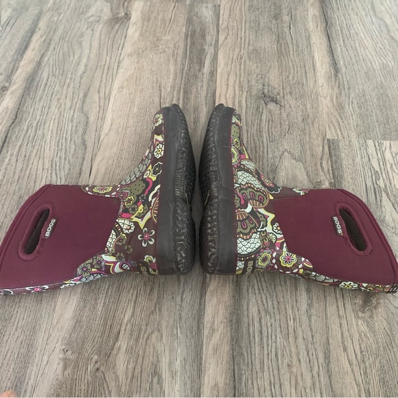 BOGS Rubber boots Paisley Print w/ Burgundy Fabric Upper women’s 7 Neoprene - Picture 6 of 9